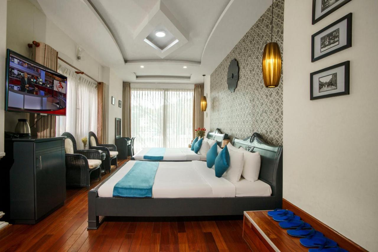 Hotel Sense Legend & 3*