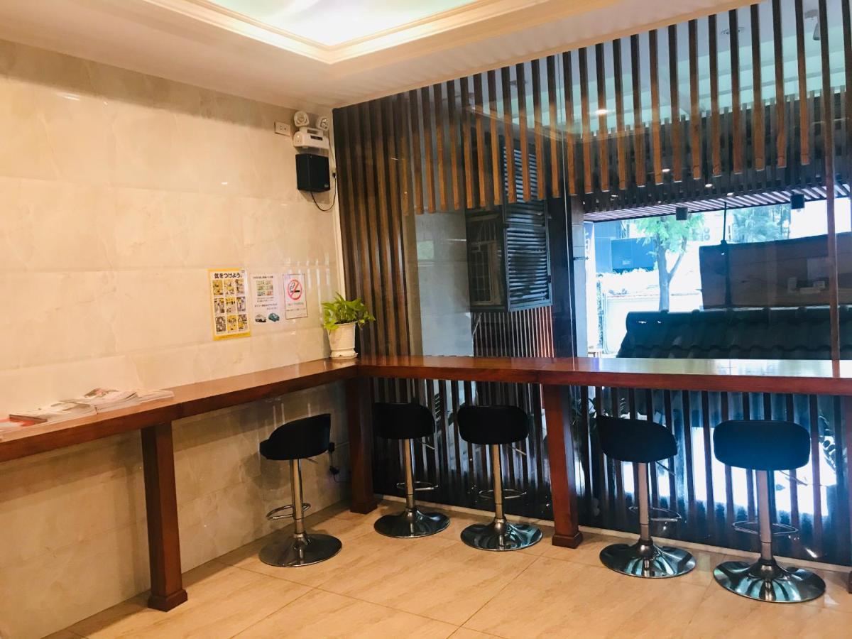 Hotel Azumaya Le Thanh Ton 2*