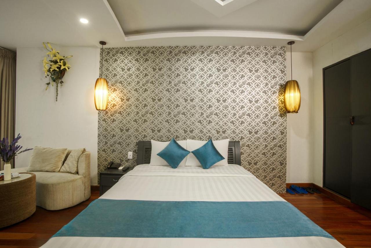 Sense Legend & Hotel