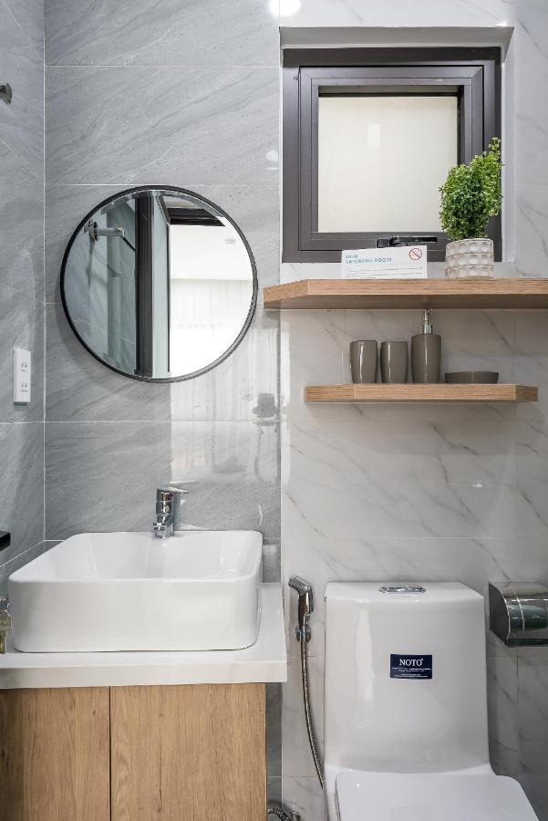 Cozrum Homes Ambera House *