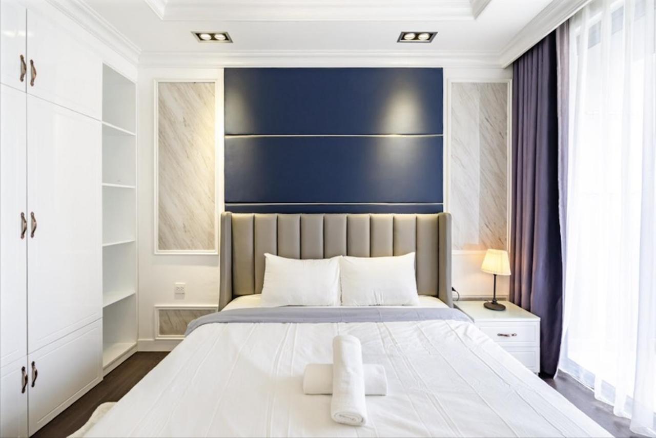 Rivergate - Luxury Across D1 - Free Pool,gym,netflix Apartment