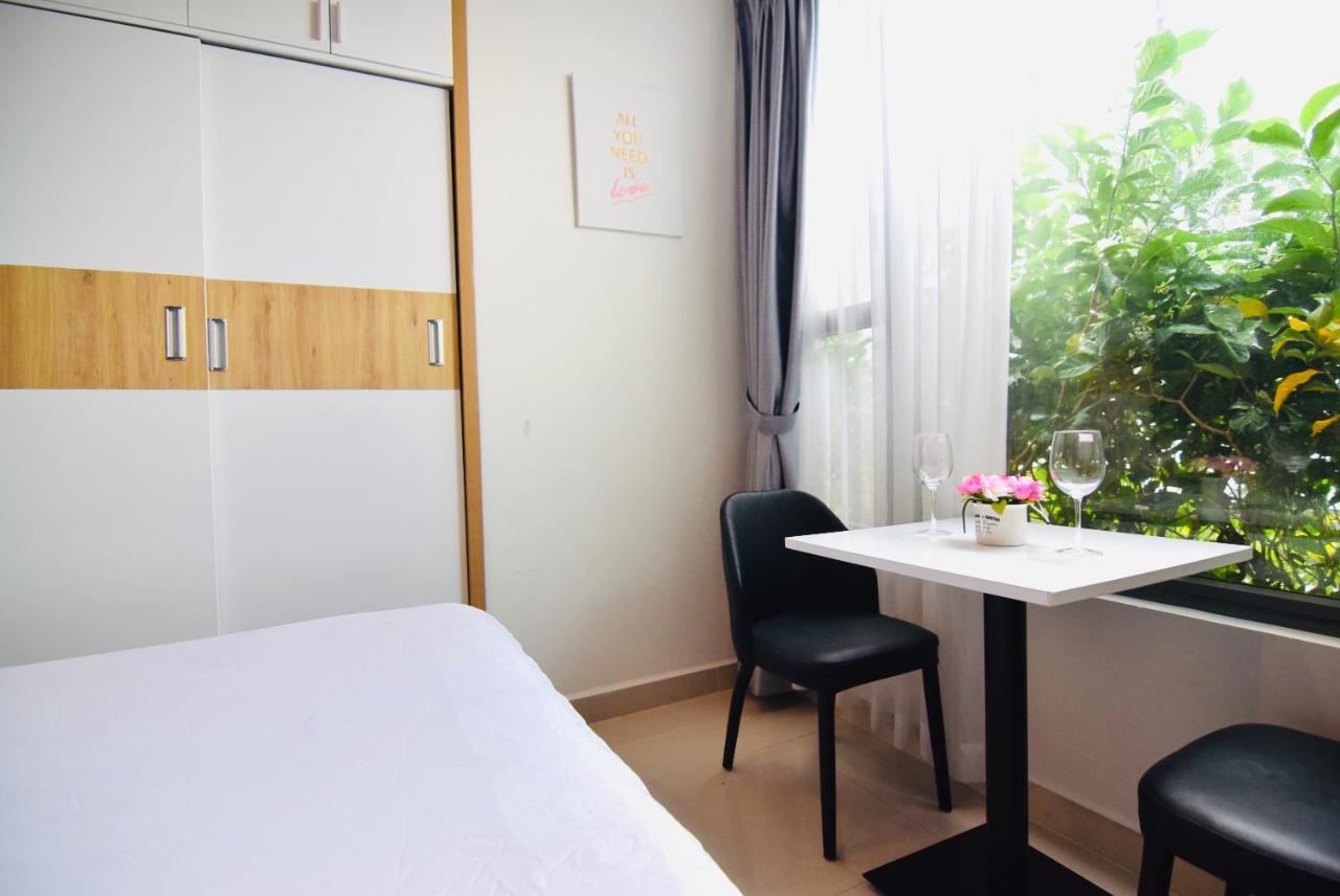 Apartment Rivergate - Luxury Across D1 - Free Pool,gym,netflix Ho Chi Minh City