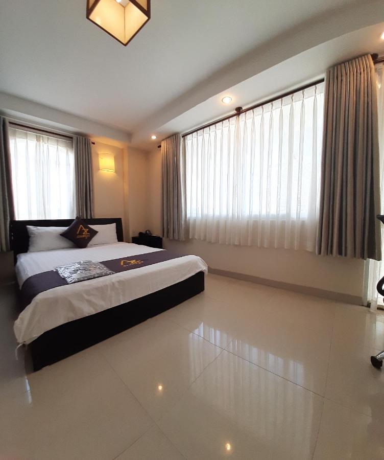 Hotel Azumaya Le Thanh Ton 2*