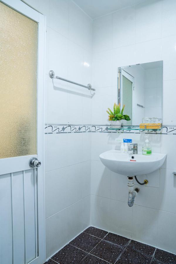 Hotel Kim Long 2*