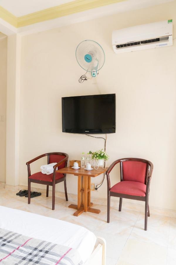 Hotel Aqua Nhu Huynh 3*