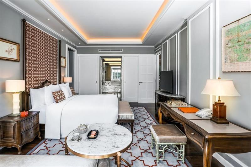 Mia Saigon Hotel