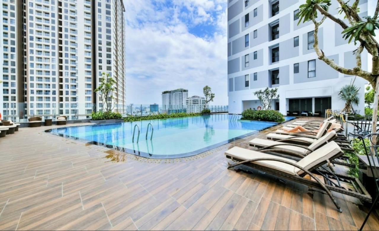 Apartment Rivergate - Luxury Across D1 - Free Pool,gym,netflix Ho Chi Minh City