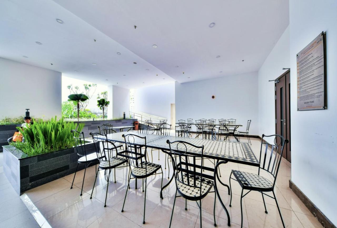 Rivergate - Luxury Across D1 - Free Pool,gym,netflix * Ho Chi Minh City