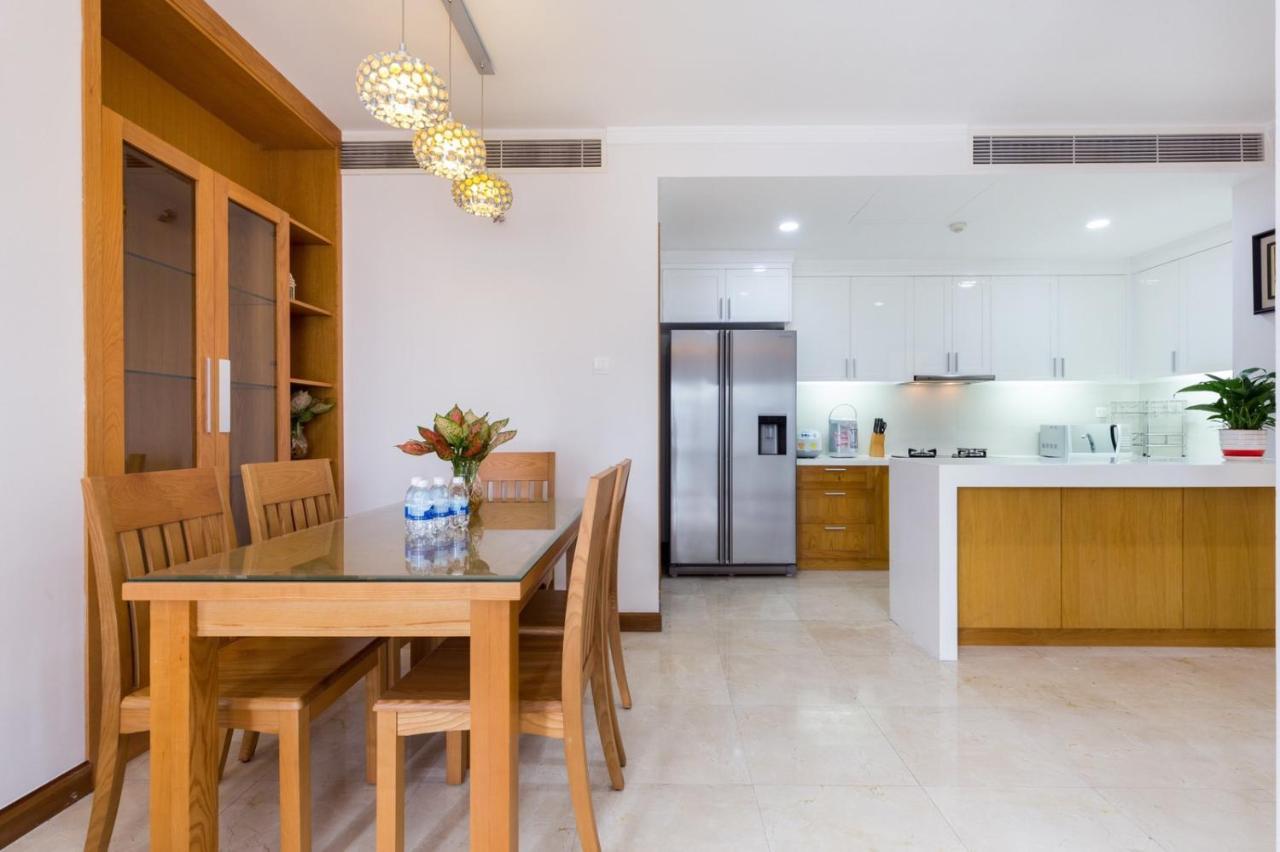 Modern Apartments In Rivergate Apartment