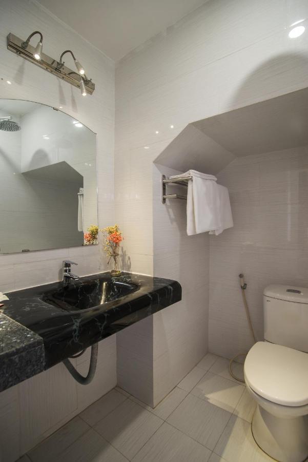 Sense Legend & Hotel 3*