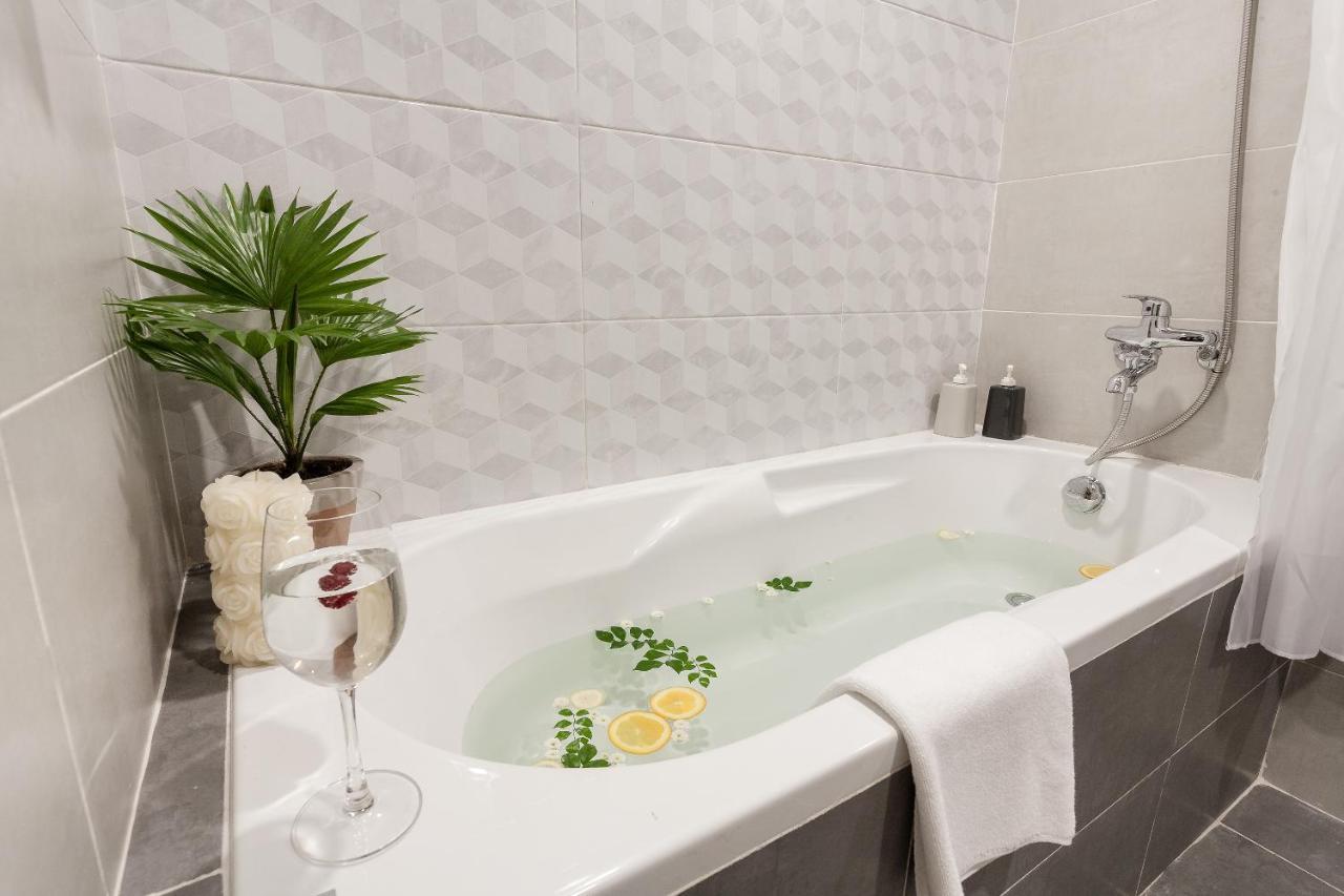 Hotel La Regatta Boutique Residences Ho Chi Minh City