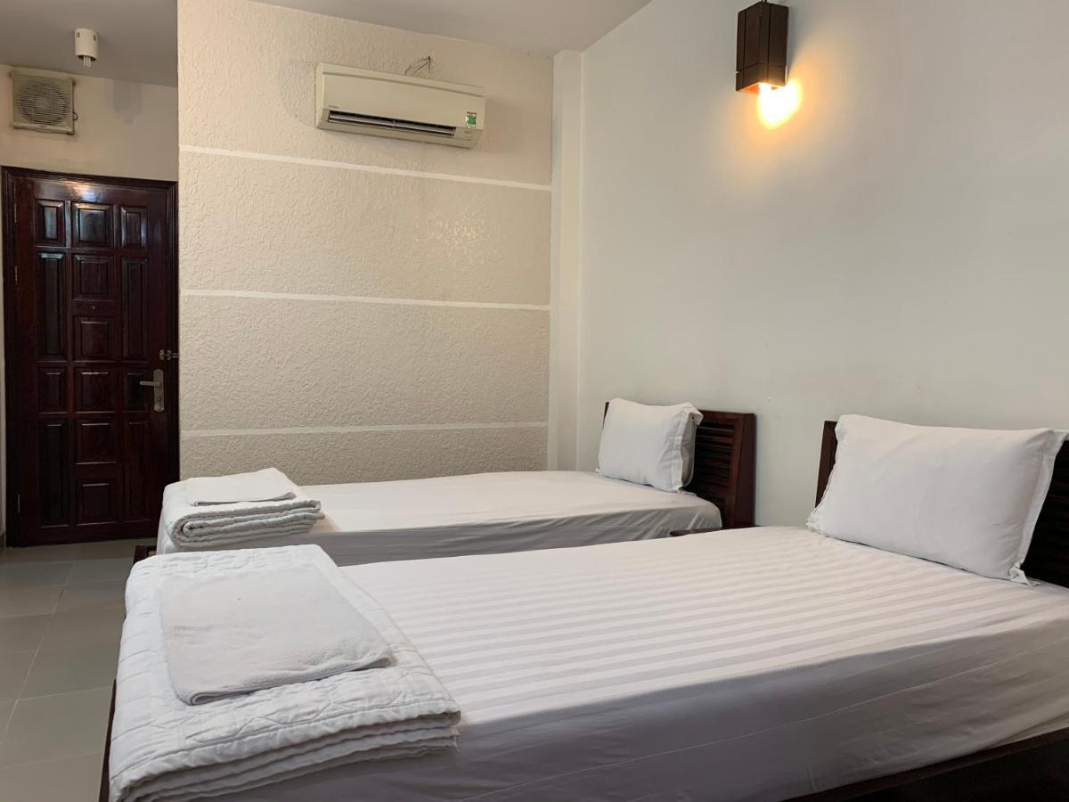 Hotel Khach San Dinh Dinh *