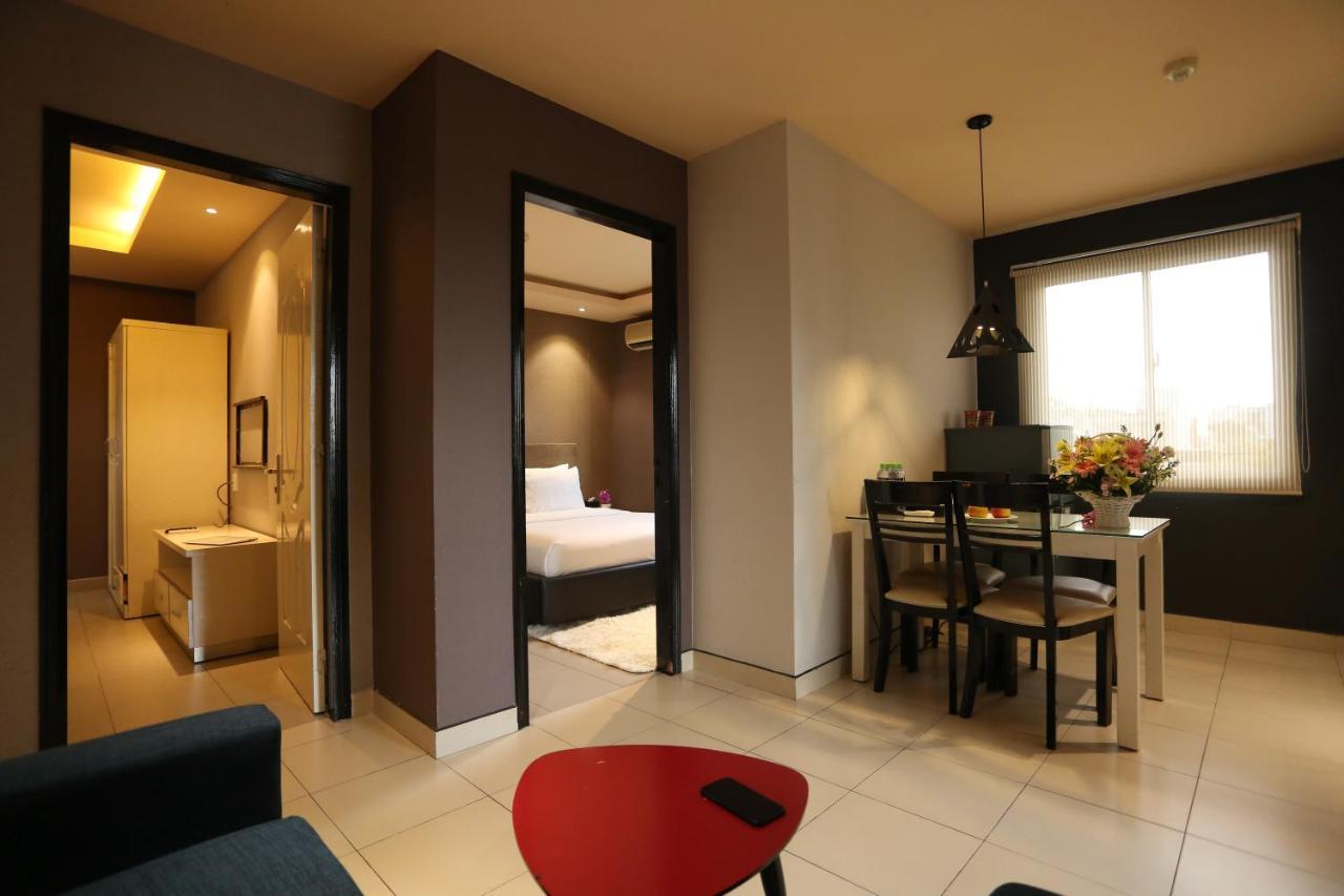 Diamond Ba Trung Aparthotel 2*