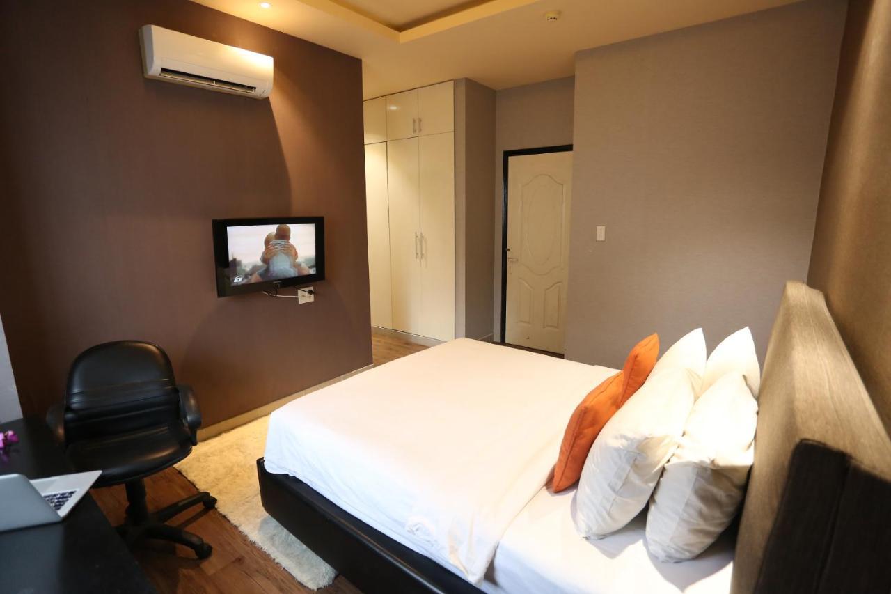 Diamond Ba Trung Aparthotel 2*