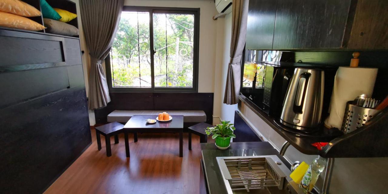 Cozy Riverview Of Livinginn Apartment *