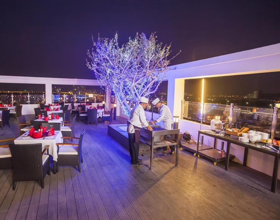 Charm Saigon 4*