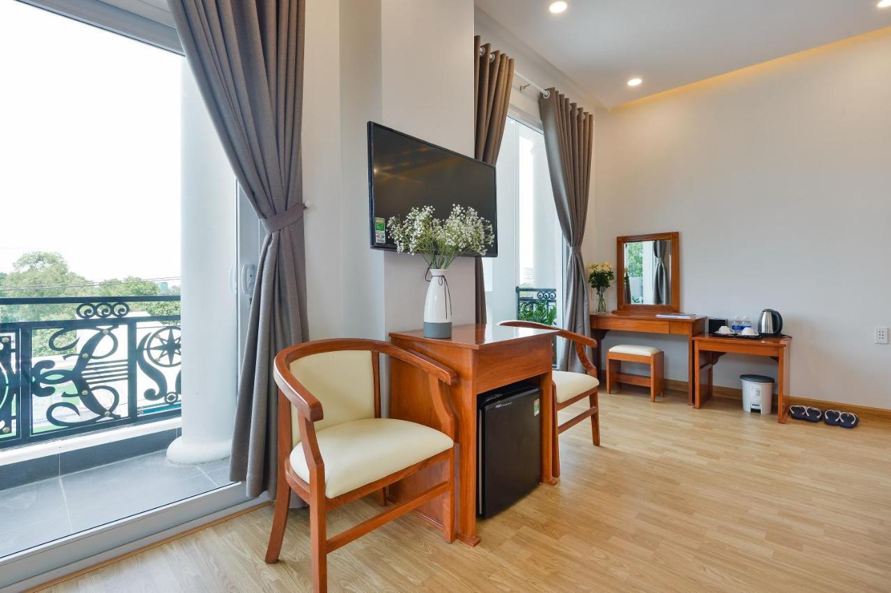 Hotel Paradise Cu Chi 3*