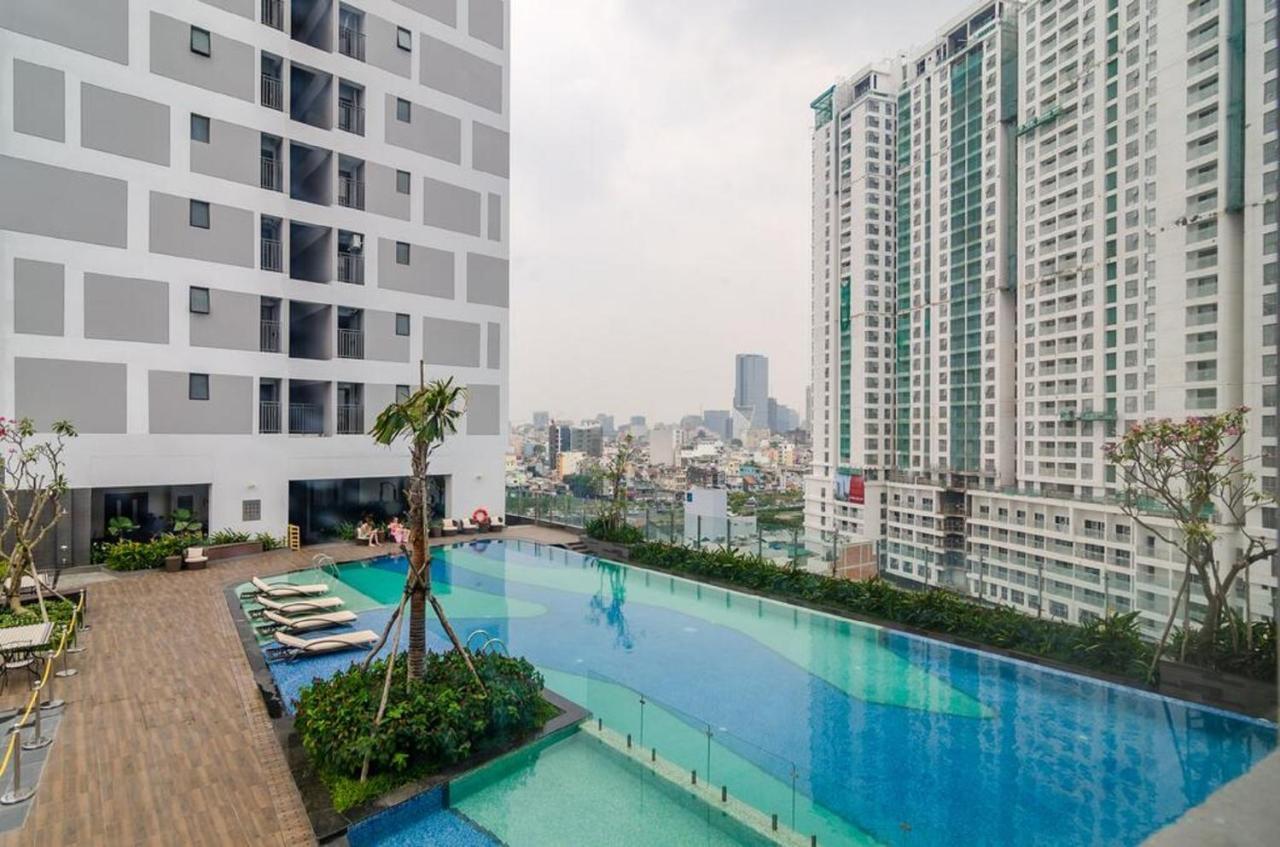 Nu Pangsapuri Bandar Ho Chi Minh