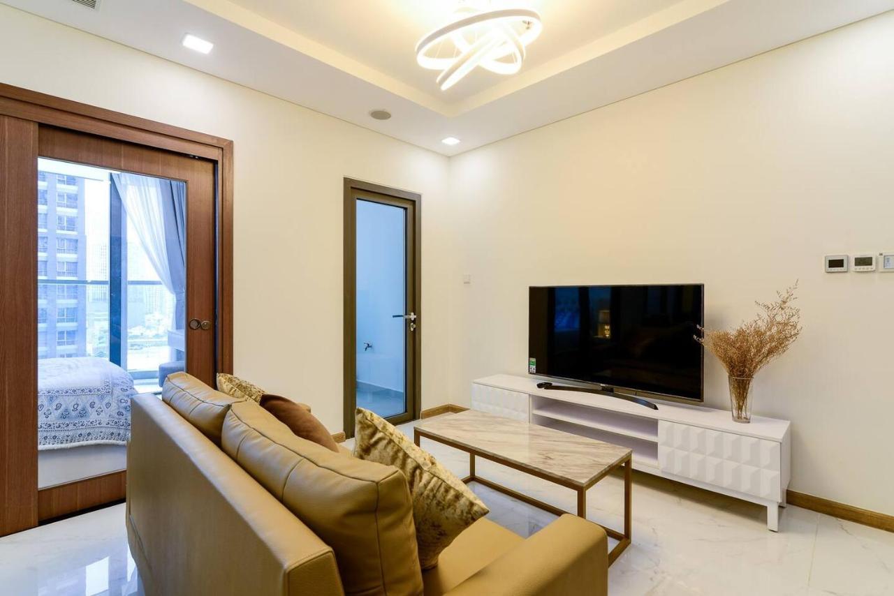 *bom Homes* Vinhomes Park- Luxury * Ho Chi Minh City