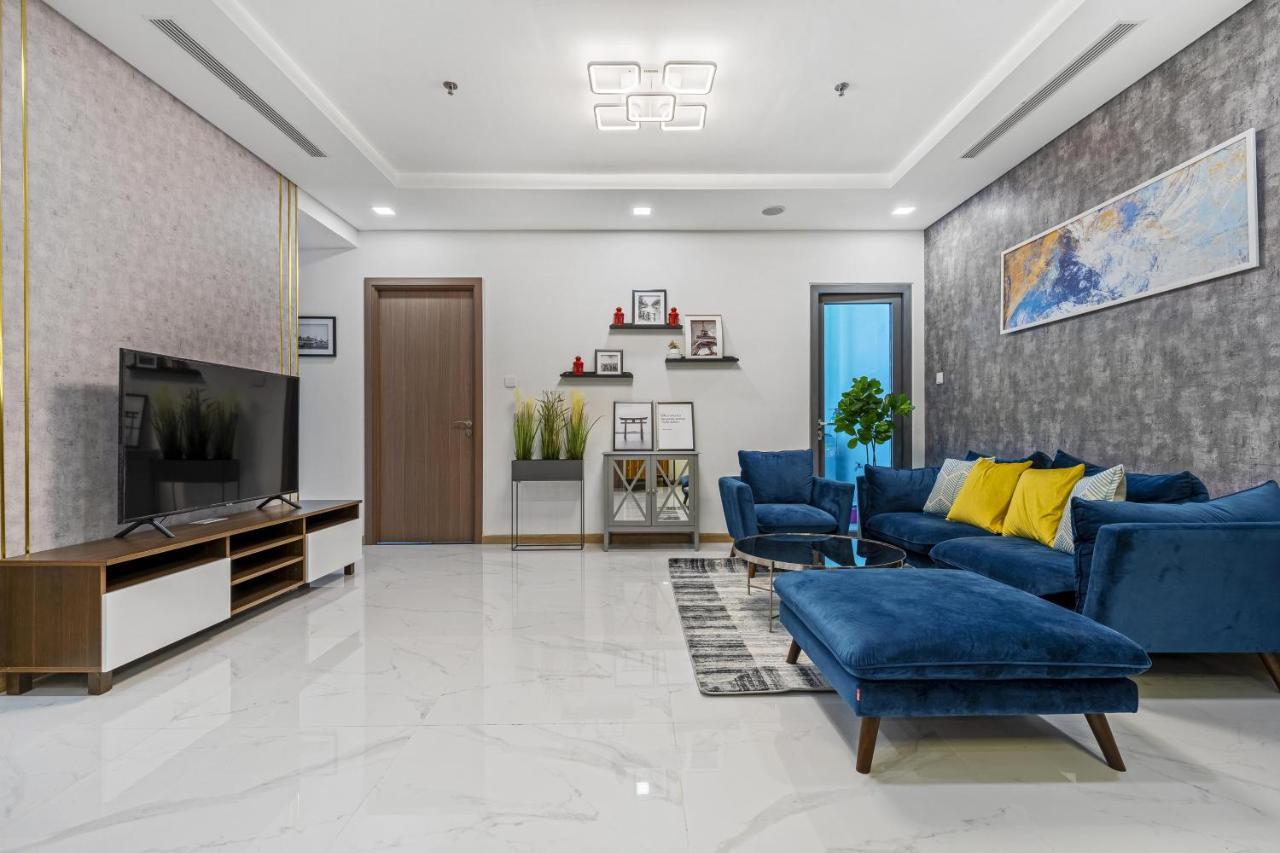 *bom Homes* Vinhomes Park- Luxury Apartment Ho Chi Minh City