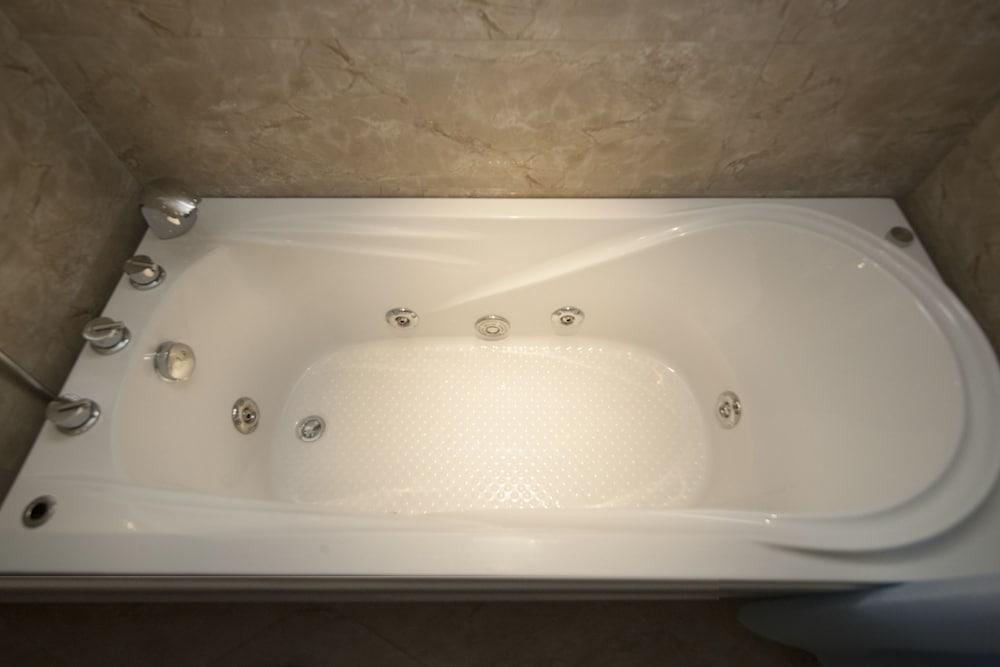Roseland Centa & 4* Ho Chi Minh City