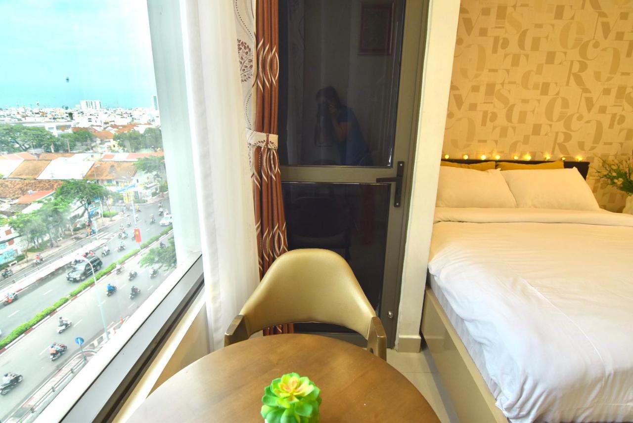 Rivergate - Luxury Across D1 - Free Pool,gym,netflix Apartment