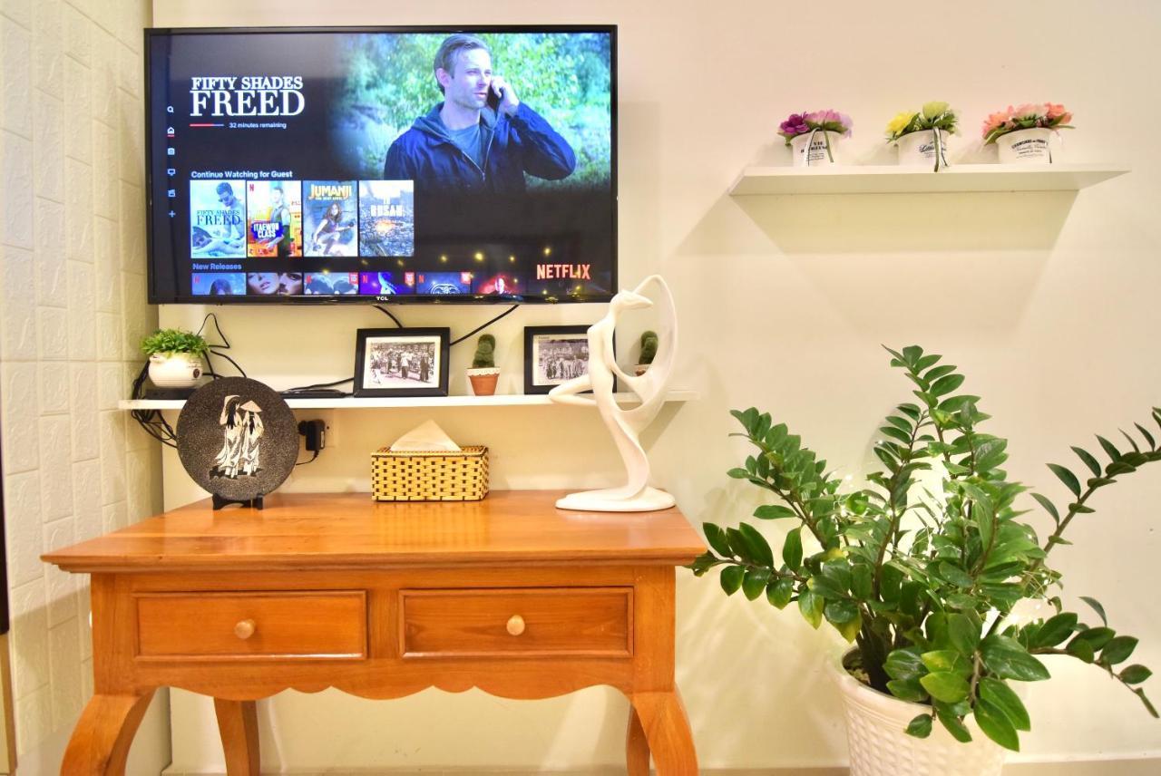 Rivergate - Luxury Across D1 - Free Pool,gym,netflix Ho Chi Minh City