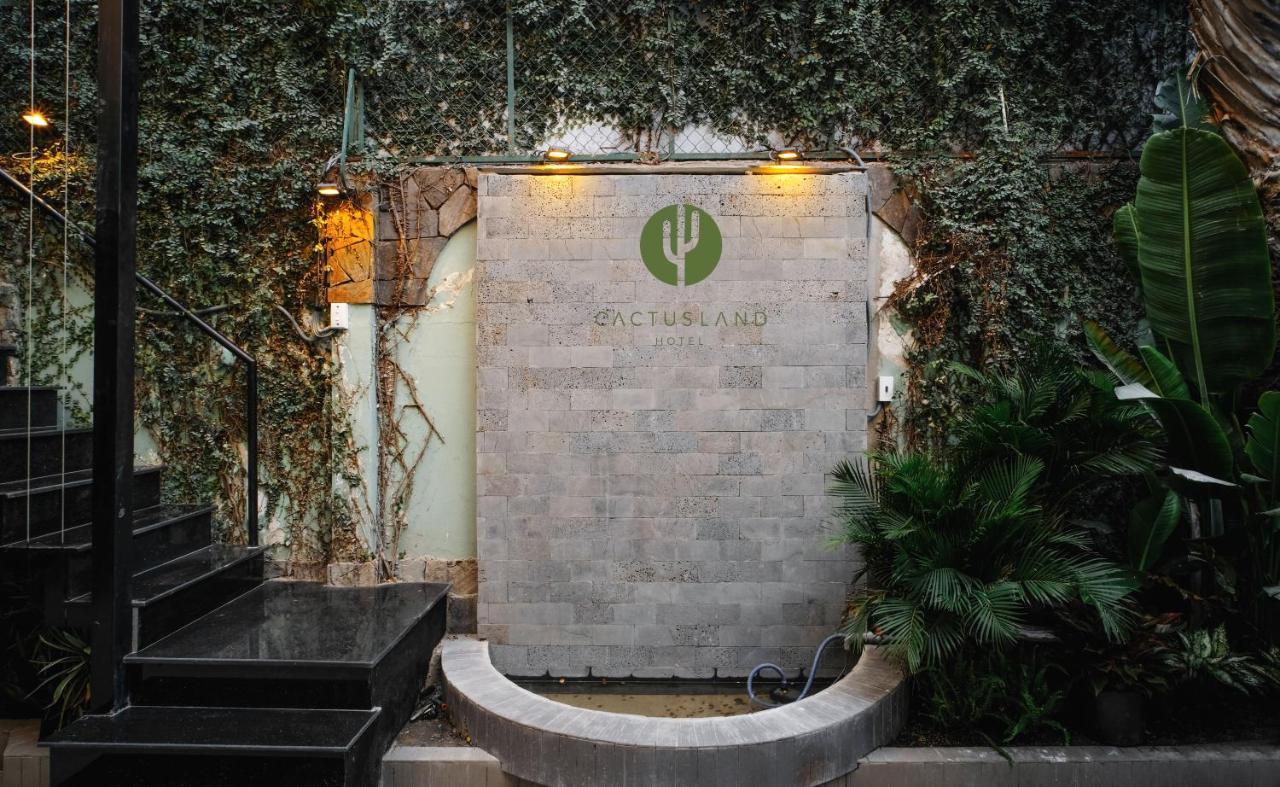 Cactusland Near Bui Vien Street TP. Hồ Chí Minh