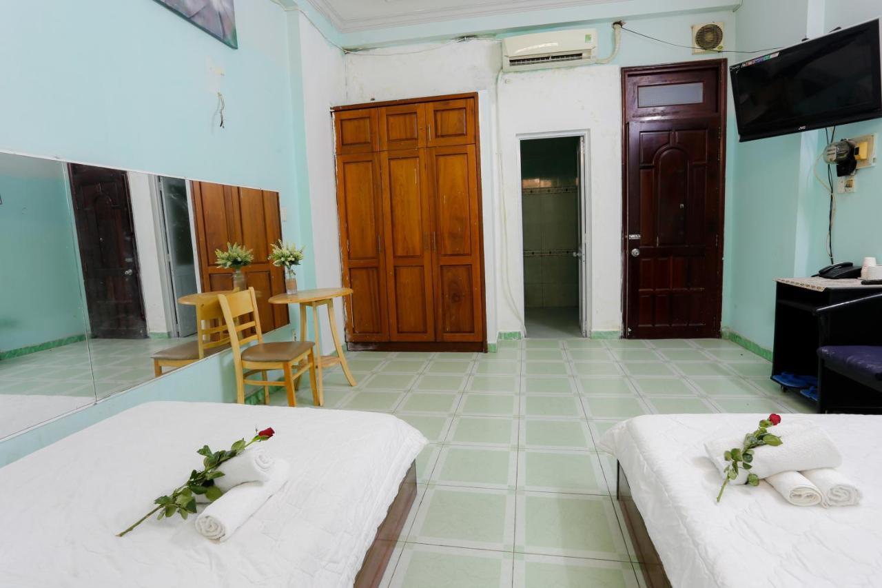 Oyo 1140 Hong Luc Hotel Ho Chi Minh City