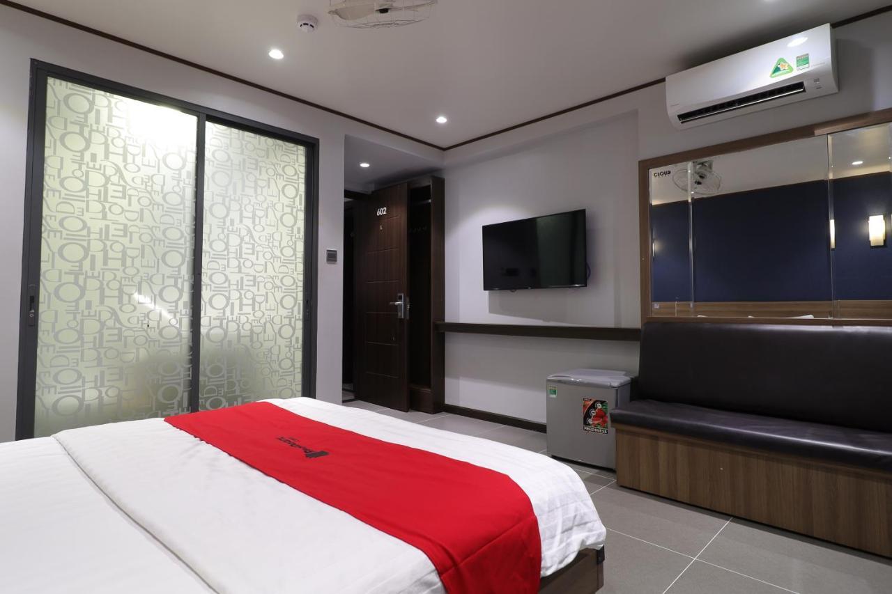 Reddoorz Plus & Cloud 9 Quang Trung Hotel Ho Chi Minh City
