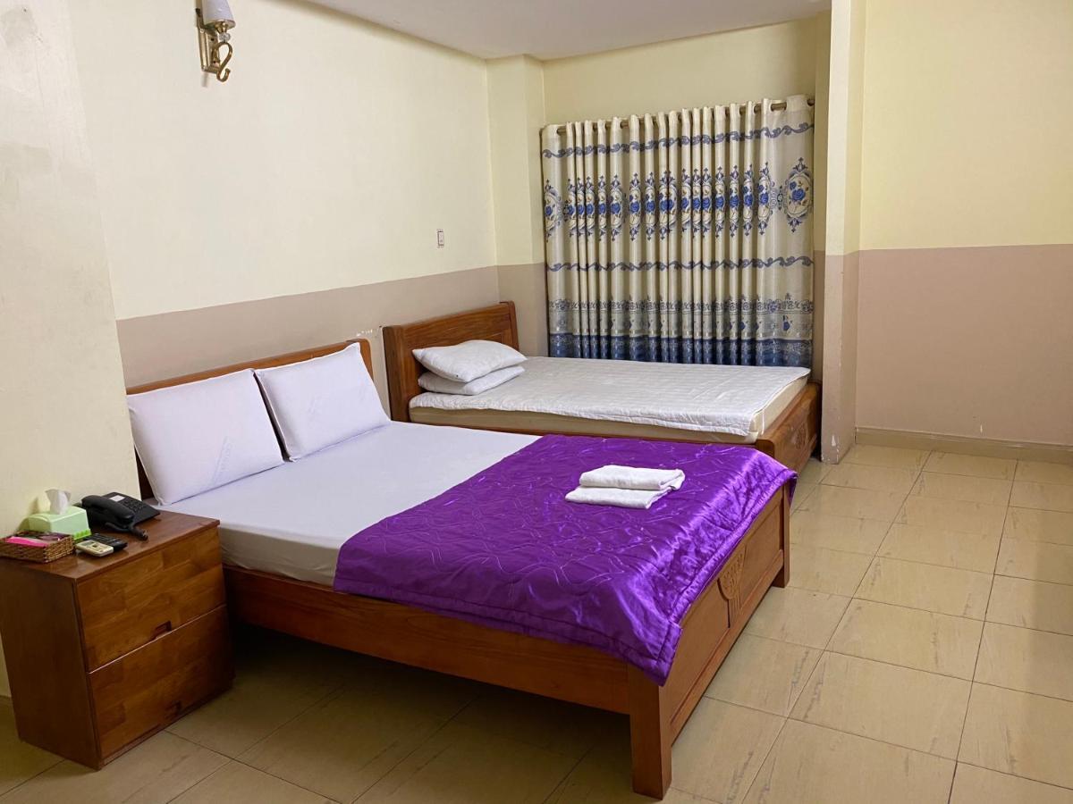 Hotel Ngoc Trinh *