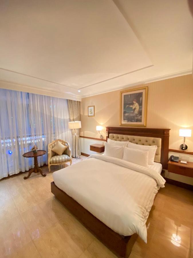 & Residences Swimming Pool