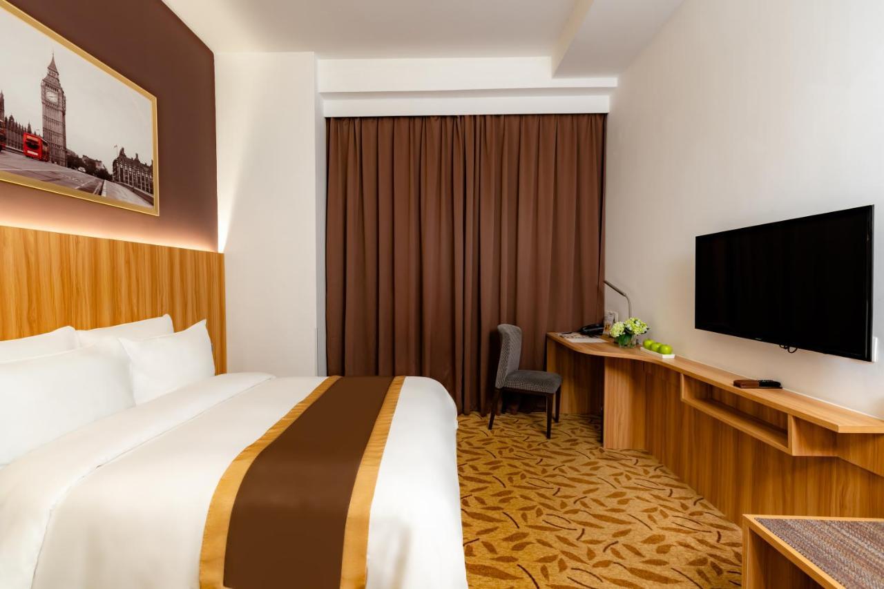 Bay Hotel 4*