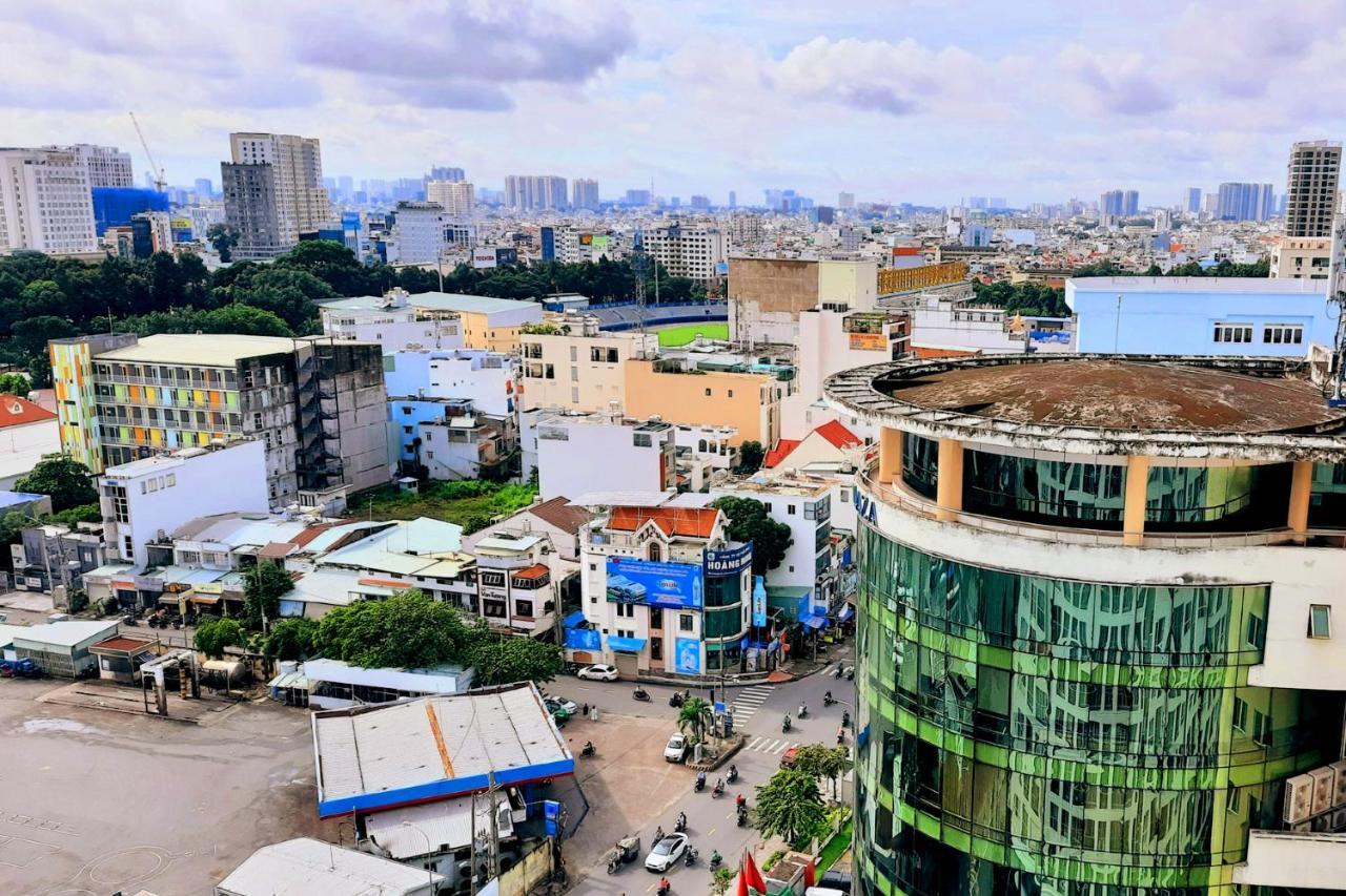 Jolie - 5b Pho Quang - Sky Center Ho Chi Minh City