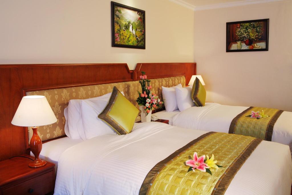 First Hotel - New Wing 4* TP. Hồ Chí Minh
