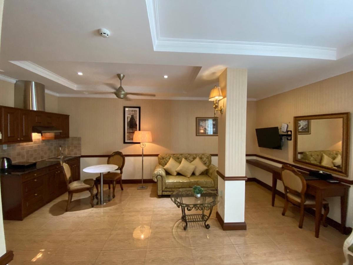 Aparthotel & Residences Swimming Pool Ho Chi Minh City