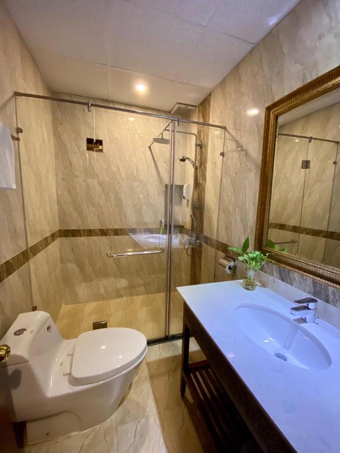 & Residences Swimming Pool Ho Chi Minh City