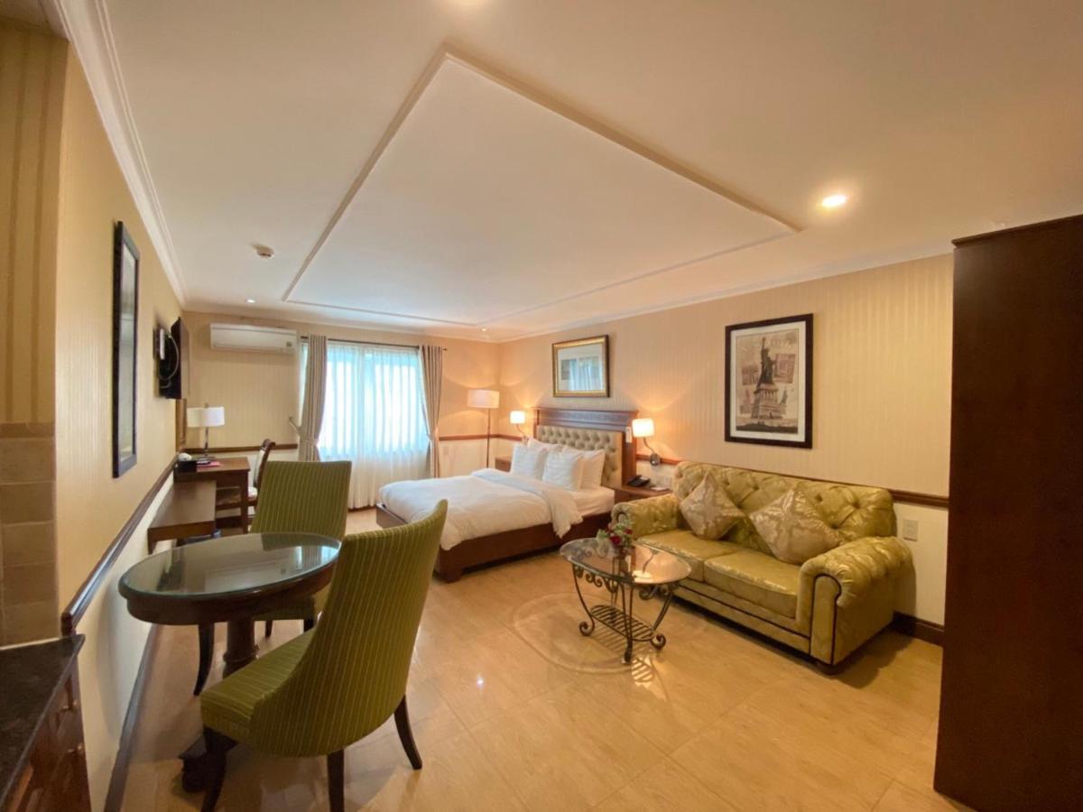 Aparthotel & Residences Swimming Pool Ho Chi Minh City