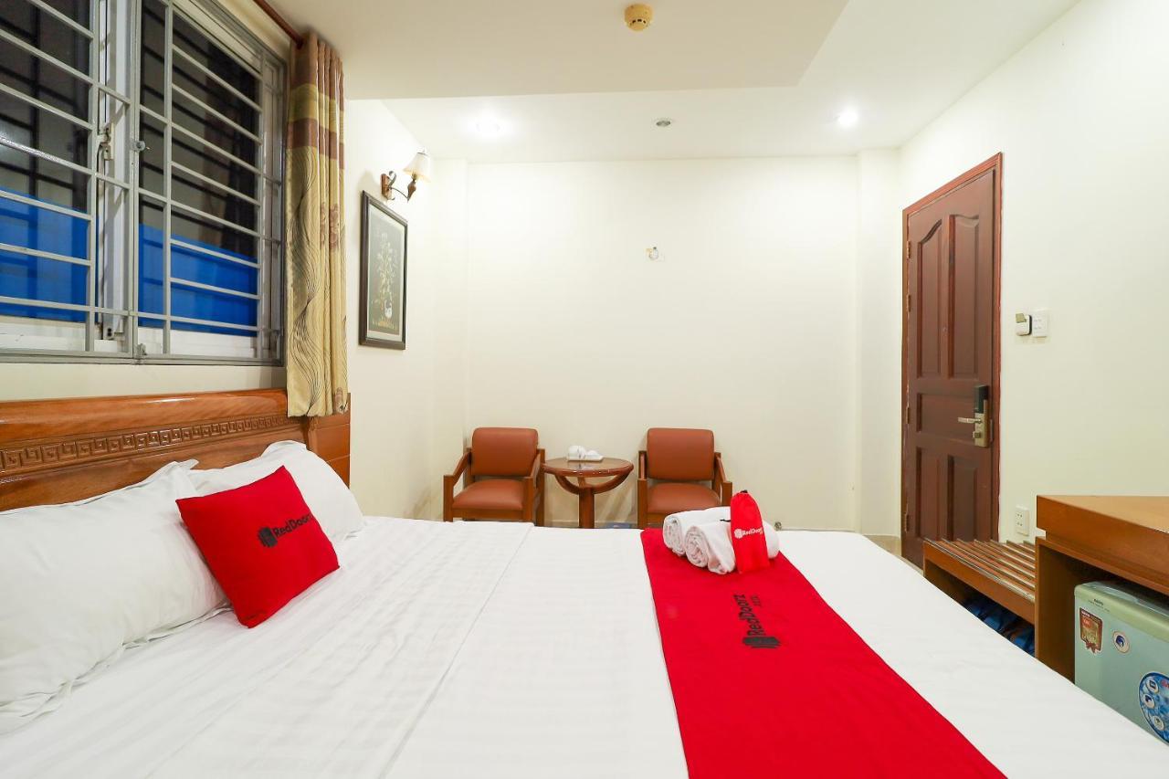 Reddoorz Hon En Le Loi Go Vap Hotel 2*