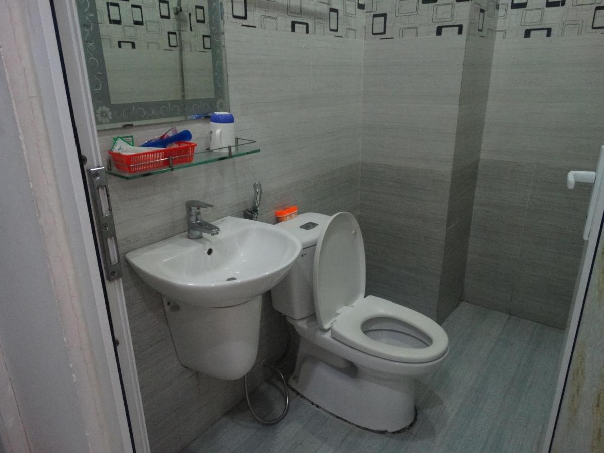 Tan Thành Hotel *