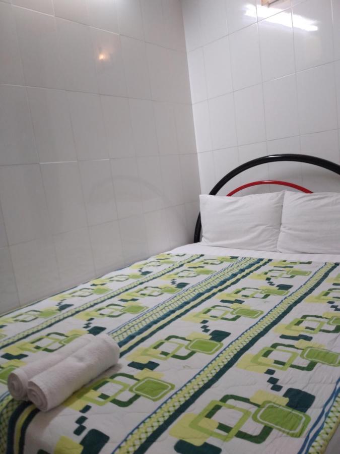 Uttrang Rumah tetamu *