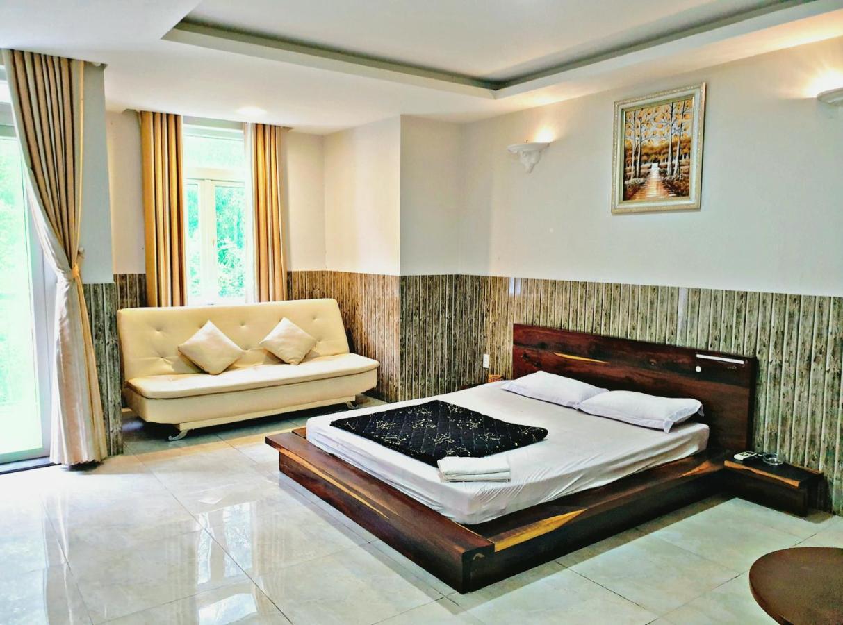 Abc Hotel