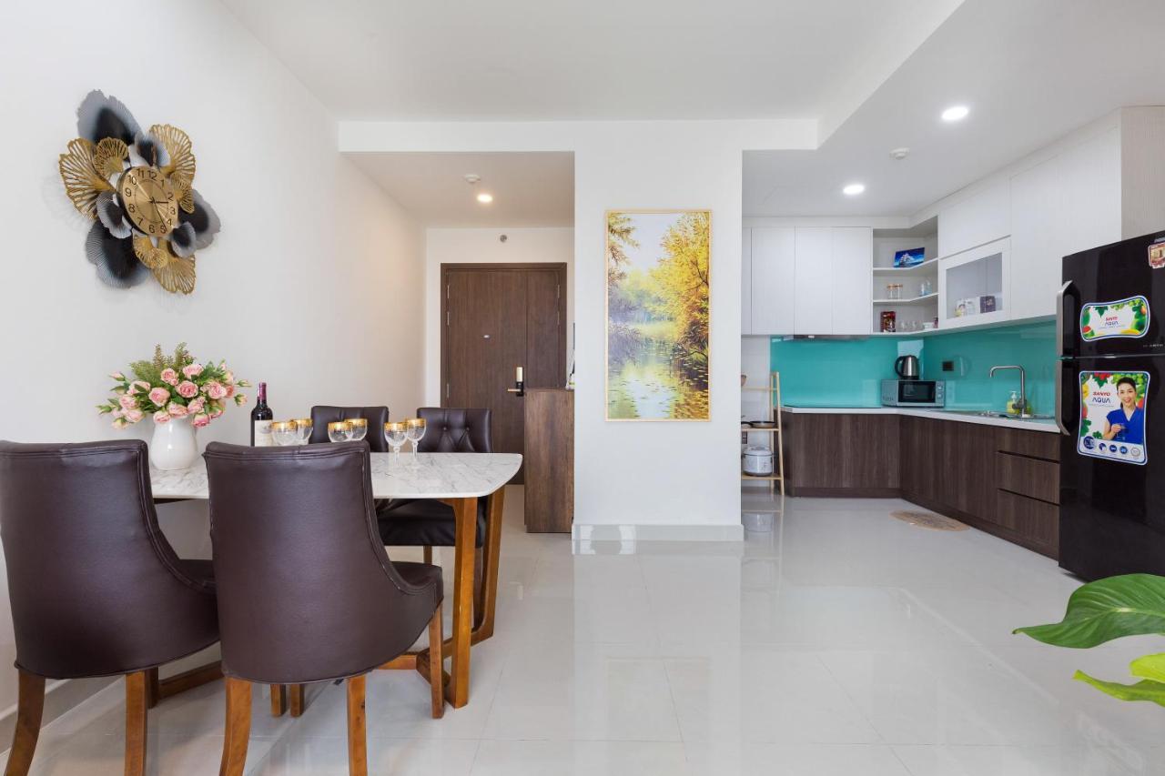 Apartment The Saigon Suite, The Luxury 2 Bedrooms With Bathtub For Over 30 Nights Ho Chi Minh City