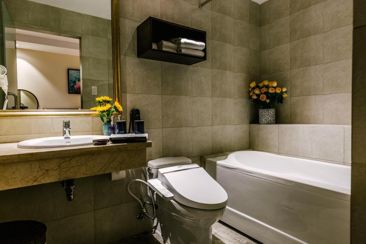 Roseland Sweet & Hotel Ho Chi Minh City