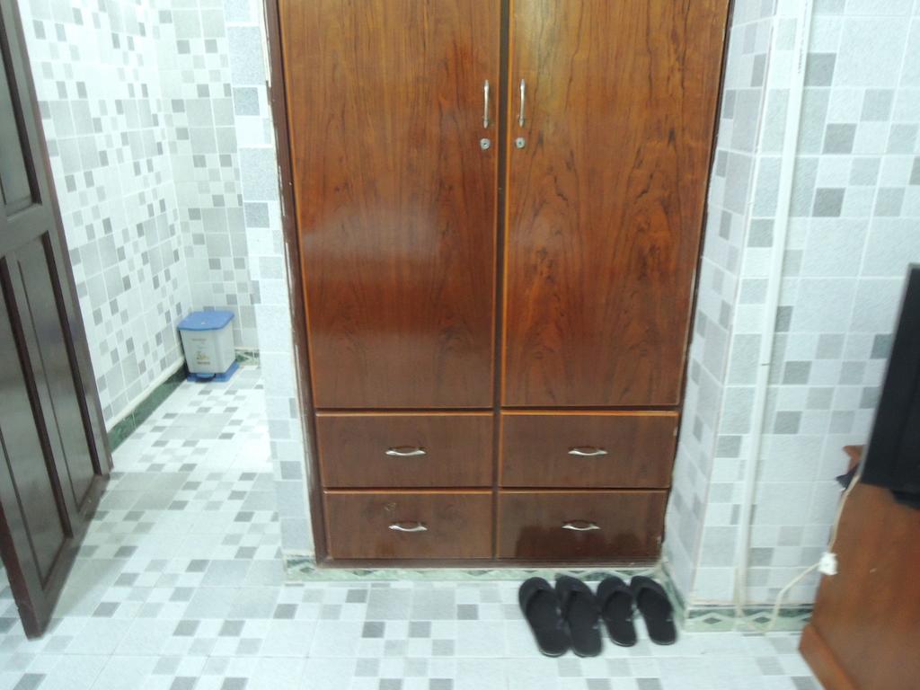 Hotel Tan Sinh Huong *