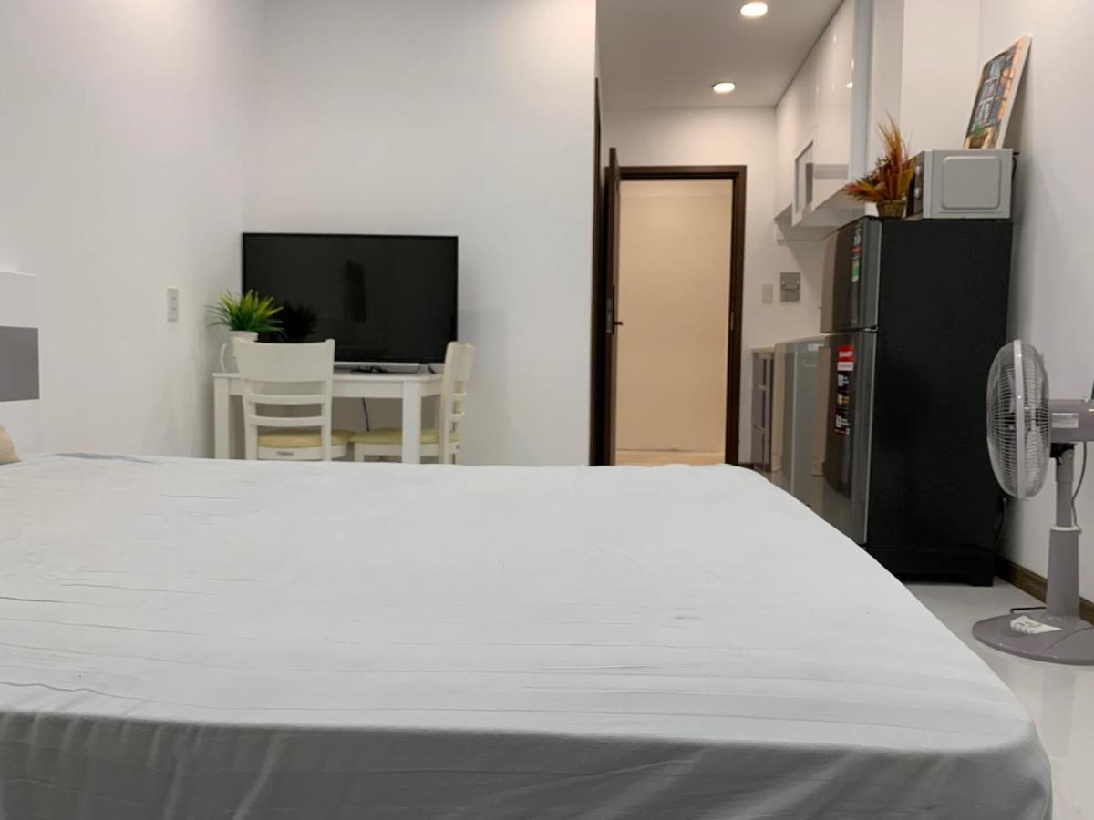 Smiley Quan 2 Aparthotel