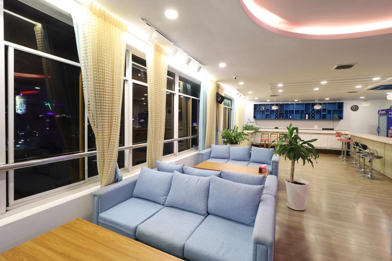 Reddoorz Saigon Modern 2 Ba Vi 3* Ho Chi Minh City