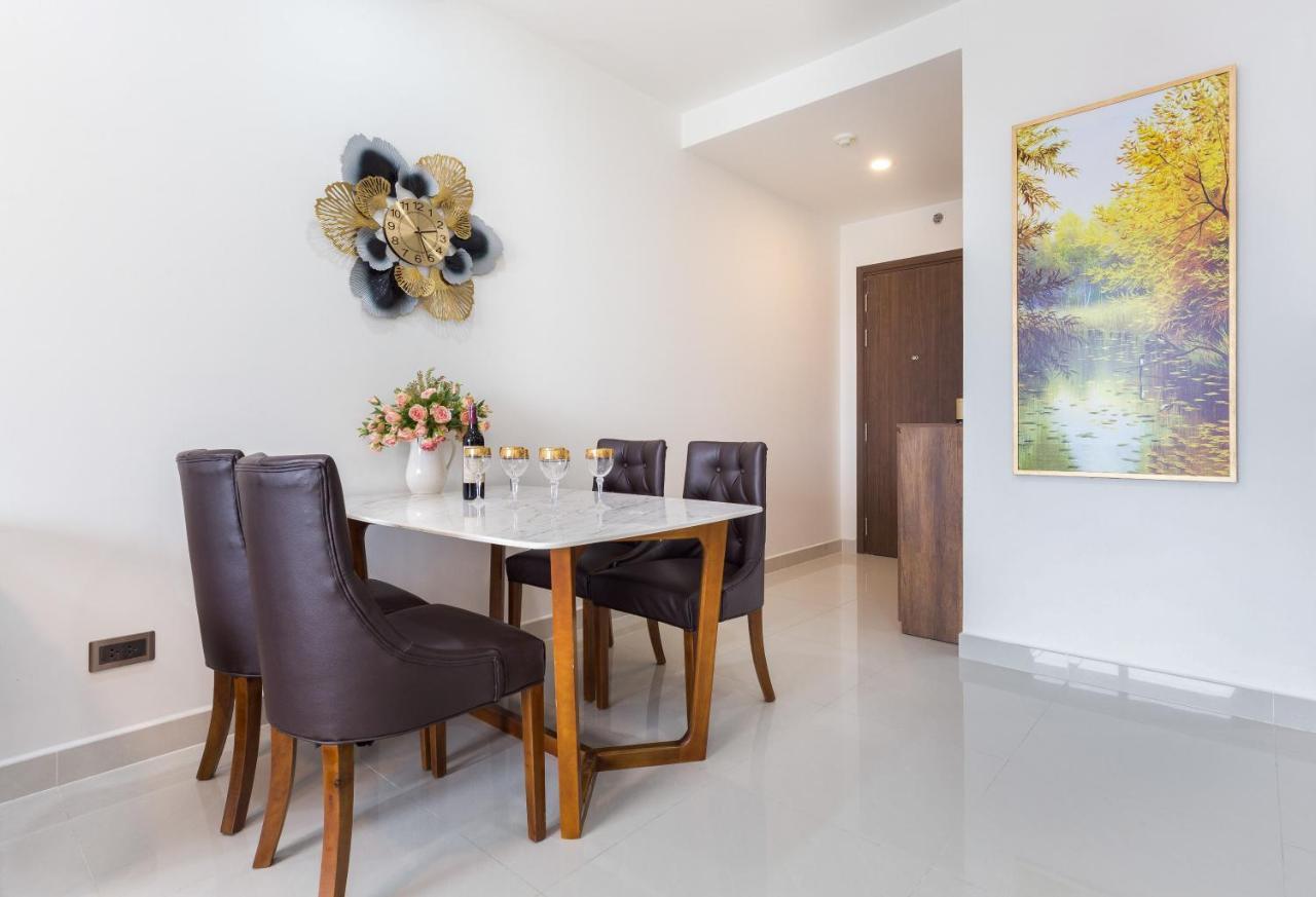Apartment The Saigon Suite, The Luxury 2 Bedrooms With Bathtub For Over 30 Nights Ho Chi Minh City