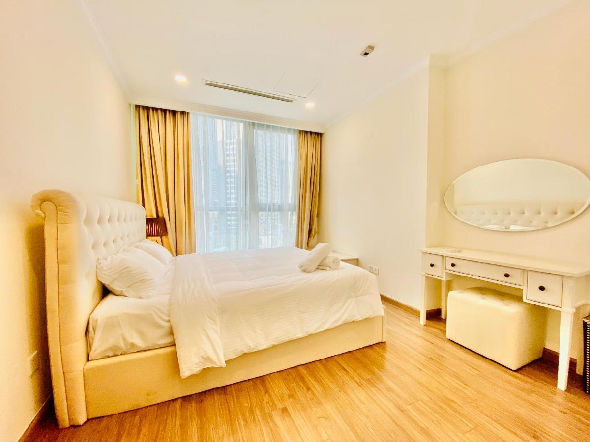 Vinhomes Landmark 81 - Luxstay Condotel Ho Chi Minh City