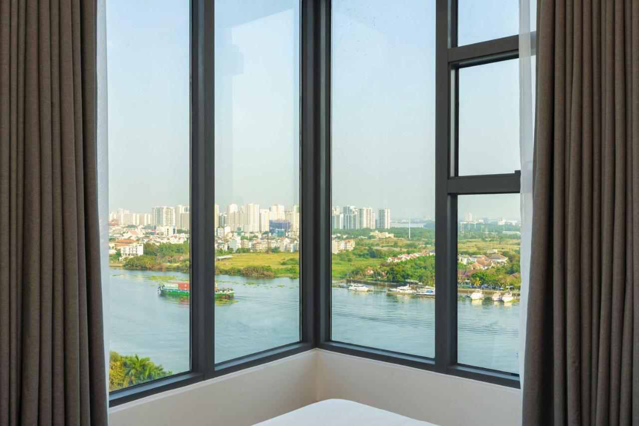 Apartment Sunwah Pearl Golden House-amazing River View ,3 Br Ho Chi Minh City